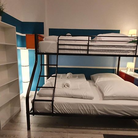 Central Lichtenberger Apartment For 6 People Βερολίνο Εξωτερικό φωτογραφία