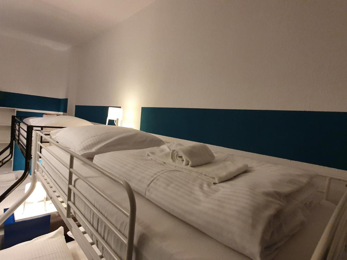 Central Lichtenberger Apartment For 6 People Βερολίνο Εξωτερικό φωτογραφία